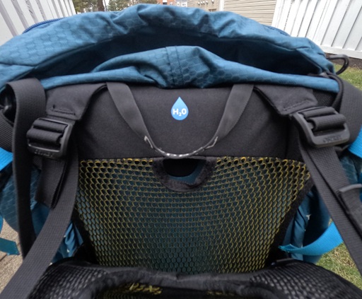 Learn about Backpacks for Backpacking Backpack Hole for Hydration Bladder - Osprey Atmos AG 65